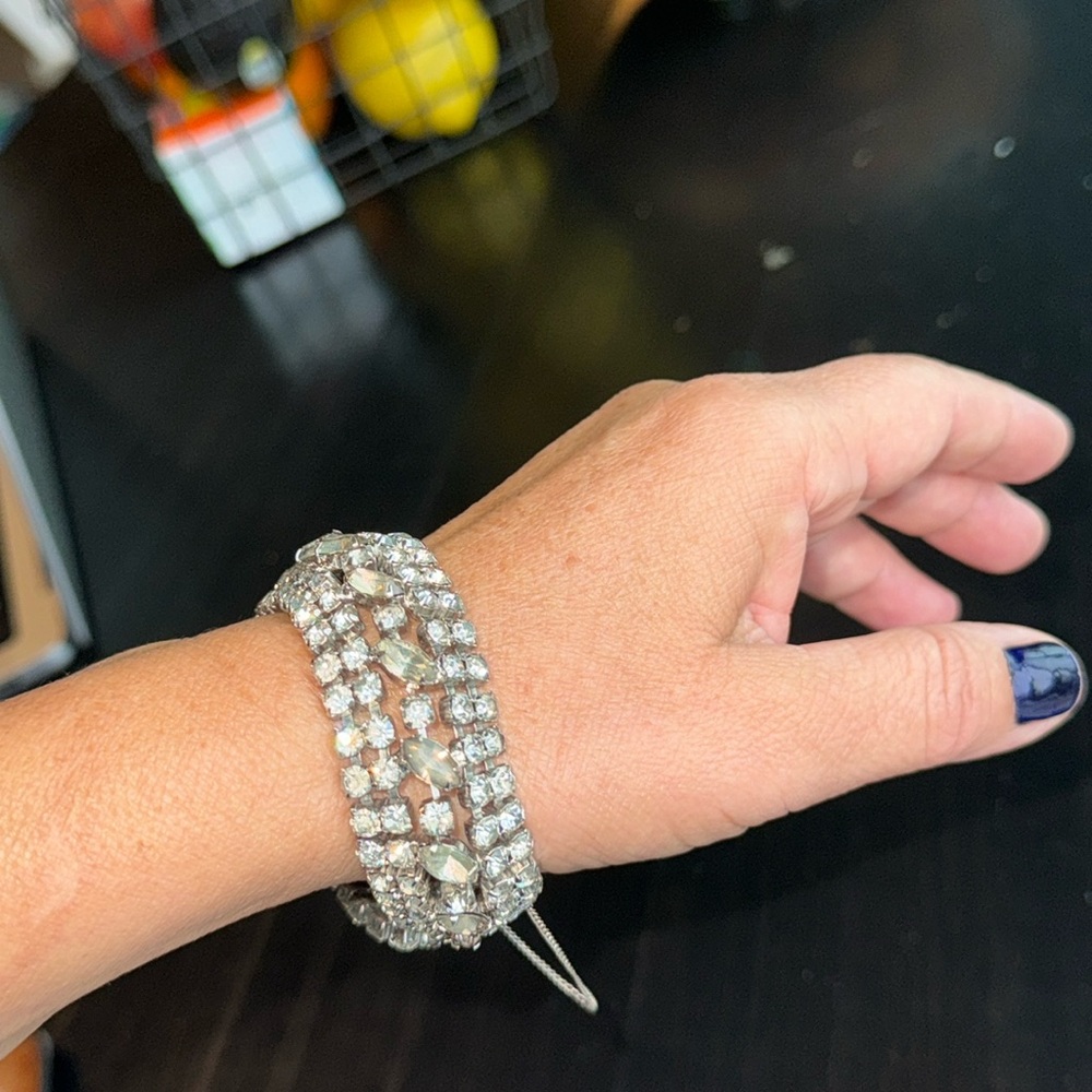 Vintage Rhinestone bracelet crystal stones
